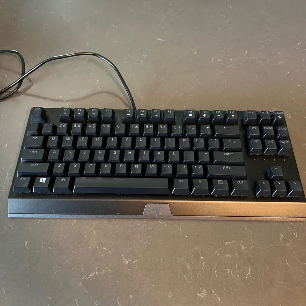 Razor Blackwindow v3 tenkeyless gaming keyboard, model no RZ03-0349
